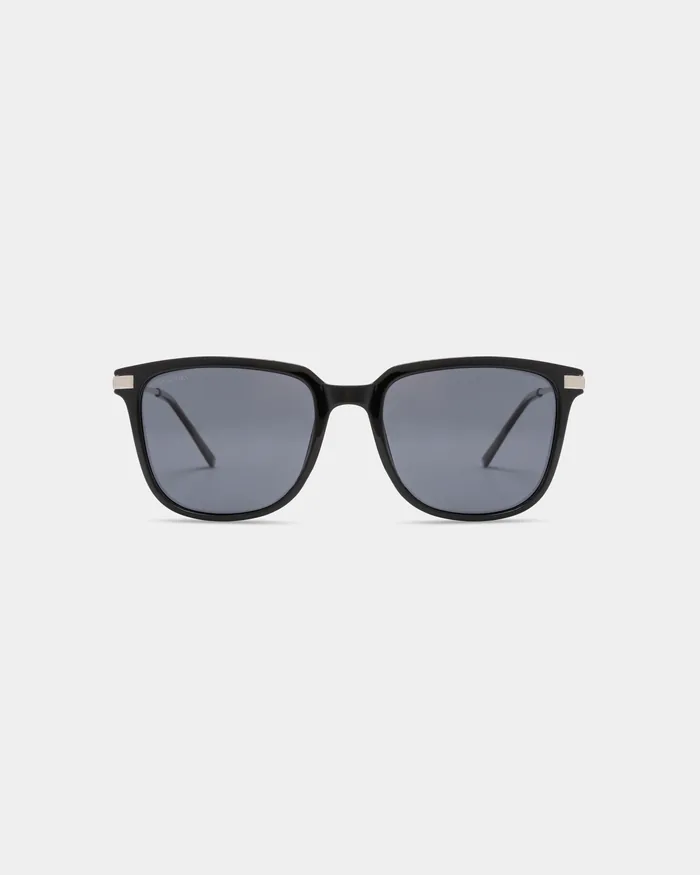 Classic SL-013 Fashion Sunglasses - Image 3